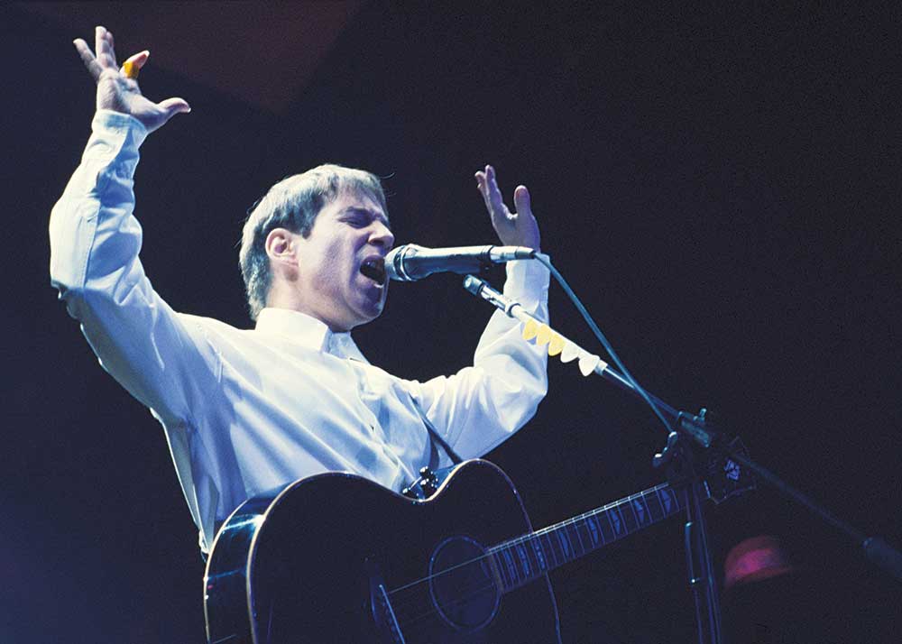 In Restless Dreams: The Music of Paul Simon streaming on Crave. Pictured: Paul Simon