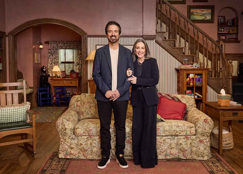 Everybody Loves Raymond on Global & CBS. Pictured: Ray Romano, Patricia Heaton.